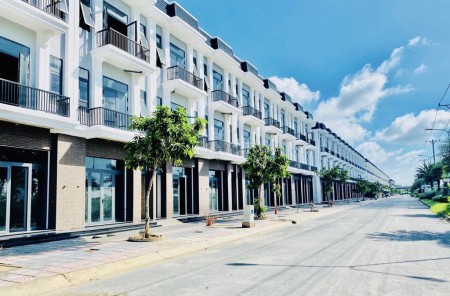 Hot 35 suất nội bộ đất nền sổ đỏ riêng ngay KCN Hựu Thạnh, Lương Hoà Bình Chánh giá chỉ 379 triệu