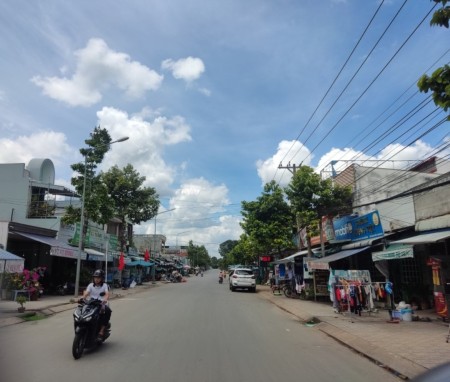 Bán lô góc 2 mặt tiền ngay TTHC Định Hiệp, Đối diện trụ sở Công an