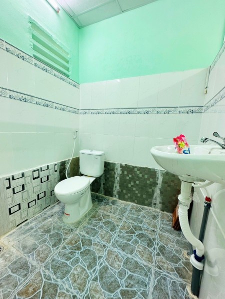 Bán gấp nhà P. Quang Vinh ngay ngã 3 Thành chỉ hơn 1tỷ