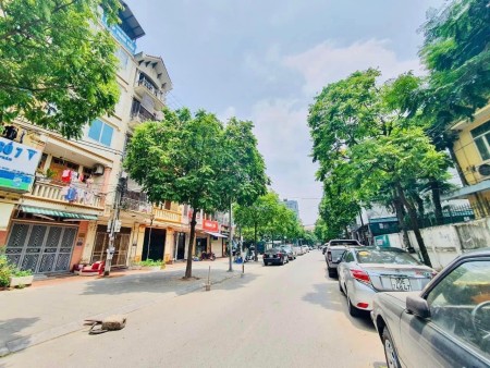 Bán nhà đường Võ Chí Công, nhỉnh 4 tỷ, 100m oto đậu