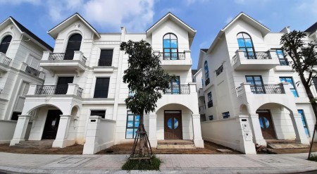 Bán biệt thự SAN HÔ view hồ Ngọc Trai giá 43.2 tỷ Vin Gia Lâm, Hà Nội (0985941715)
