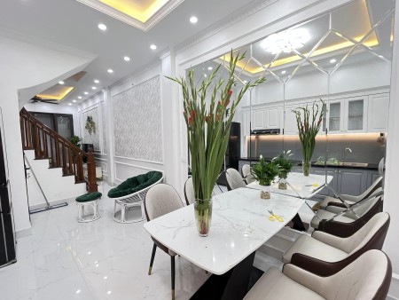 Bán nhà Trần Bình, ngõ xe ba gác, giá chưa đến 4 tỷ