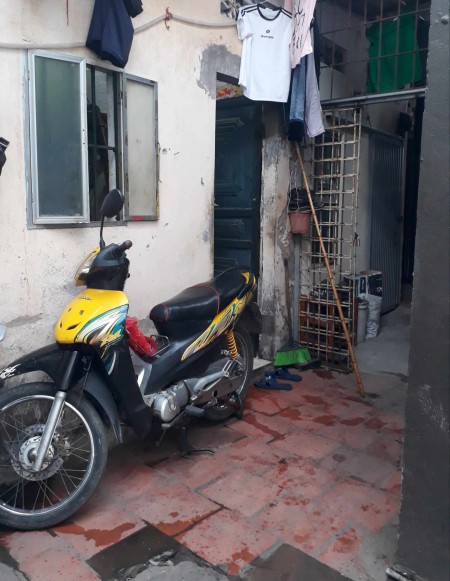 Chính chủ bán nhà cấp 4 khoảng 15m2 ở Ngõ 342 Hạ Đình, Thanh Xuân, Hà Nội, giá 700tr có bớt