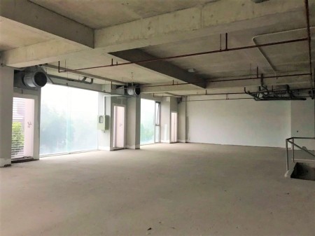 Cho thuê cặp shop góc 3 mặt tiền 275m2 khu Midtown M8 vị trí cực đẹp