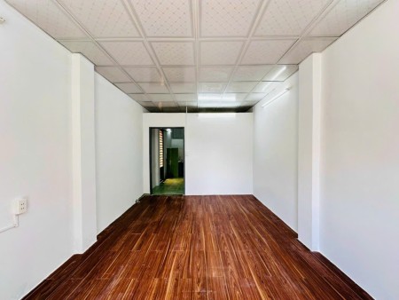 Cho thuê nhà mặt tiền đường số 4, p 16, Gò Vấp ( 10tr/ tháng)