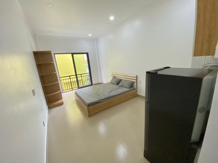 Cho thuê căn hộ studio ban công full nội thất