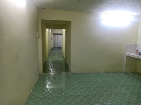Cho thuê nhà nguyên căn 4x20 m2, hẻm xe hơi