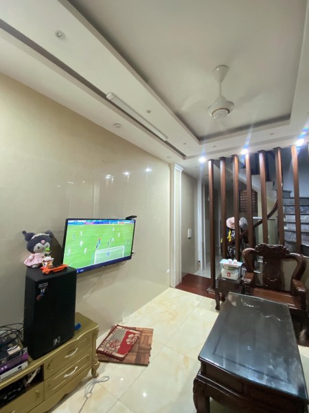 Bán nhà 61 Bằng Liệt Linh Đàm - Diện tích 35M 4 tầng - Chỉ 3.1 tỷ