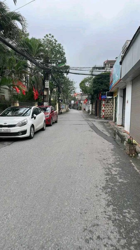 Quá hiếm, 62m đất Việt Hưng, ô tô vào đất, lô góc, mặt ngõ kinh doanh, tặng nhà 2 tầng, 0987883182