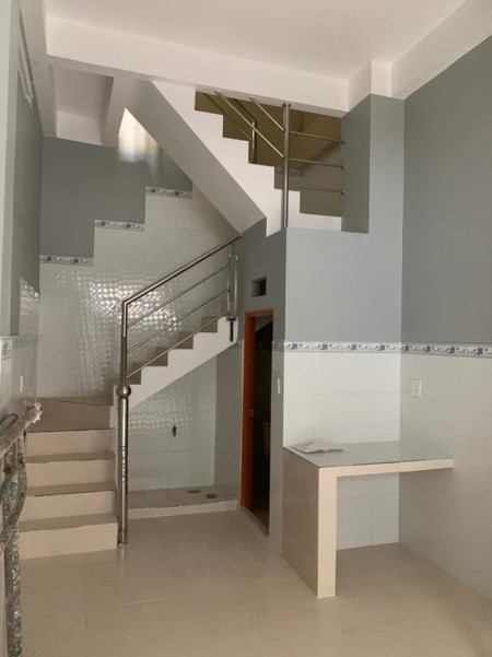 Cho thuê nhà hẻm 8m VTKD thông Lũy Bán Bích quận Tân phú dtsd 48m2 - 6 triệu