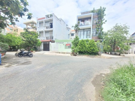 Bán đất tặng nhà cấp 4, dt 119m2, đường số 5 Hiệp Bình Chánh, Thủ Đức