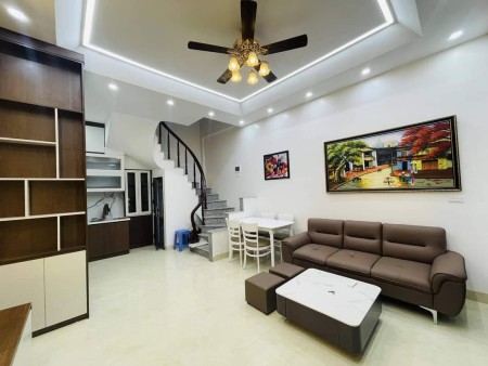 Bán nhà Kim Ngưu 33m2 x 4 tầng đẹp, ba gác tránh, chỉ 4.2 tỷ