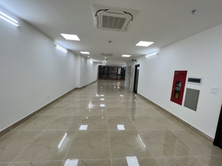 Chính chủ cho thuê văn phòng tại phố Thái Hà, Đống Đa, Hà Nội.