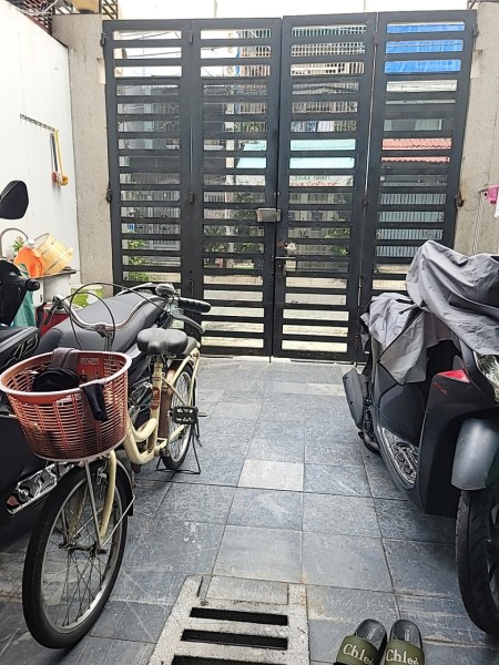 Cho thuê mặt bằng phù hợp để kinh doanh, làm văn phòng, spa, kho khu Cư Xá Ngân Hàng