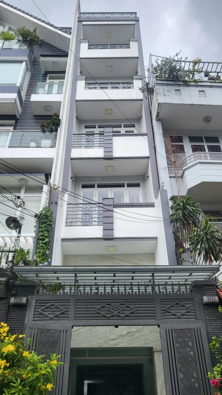 Chính chủ cần bán nhà hẻm 528, đường Điện Biên Phủ, Phường 11, Quận 10. Giá 14 tỷ