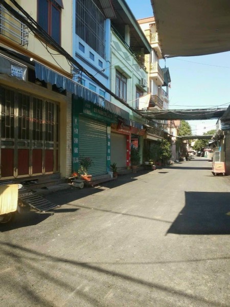 Bán gấp nhà Yên Nghĩa ngõ ô tô - Lô góc 2 thoáng - Nở hậu - Dân xây hiện đại