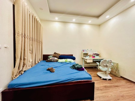 HOT bán nhà Lê Thanh Nghị, Hai Bà Trưng DT 50m² x 4 tầng, giá hơn 4 tỷ