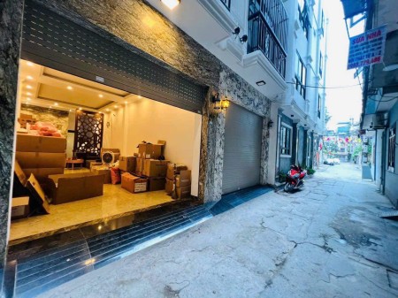 Bán nhà Cầu Giấy 45m2 xây 7 tầng thang máy ô tô vào nhà đẹp giá cả thương lượng cực sâu