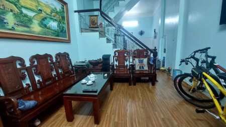 Bán nhà Hà NộiTrung tâm phố cổ - Ngõ thông - Nhà dân xây - Tiện ích ngập tràn