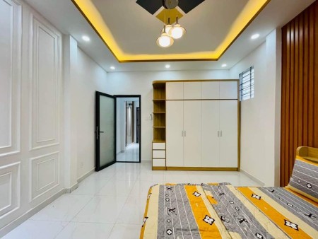 Nhà đẹp rẻ trung tâm Gò Vấp chỉ 4 tỷ 5 - Hẻm xe hơi thông - Phan Huy Ích.