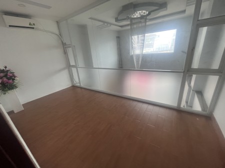 Phòng trống sẵn Huỳnh Tấn Phát, quận 7, Ở hoặc thuê văn phòng ,kho, nội thất máy lạnh, nệm, tủ lạnh
