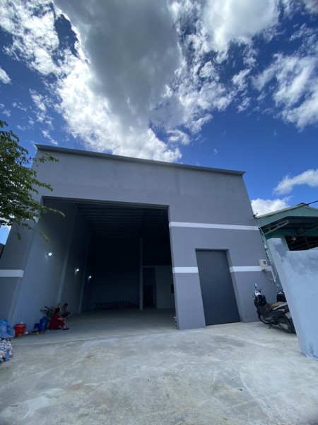 Xưởng gạch mới xây - giá tốt - đường 1B, Bình Chánh - hướng Nam