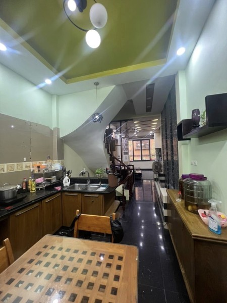 Bán nhà Láng Hạ, 44m*5tầng, An sinh tốt, vài bước ra mặt phố