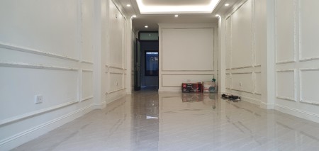 Cho thuê cửa hàng đẹp phố Nguyễn An Ninh, quận Hoàng Mai, Hà Nội