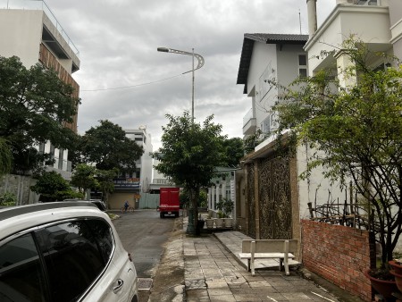 Bán lô đất biệt thự khu Đông Thủ Thiêm, Bình Trưng Đông, Quận 2, giá 90 triệu/m²