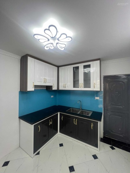 Bán mấy căn nhà Giáp Nhị - Phường Thịnh Liệt-Hoàng Mai- Hà Nội