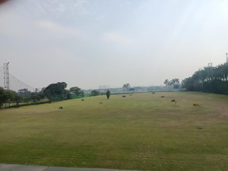 Bán gấp khu tổ hợp công viên và thể thao và dịch vụ hỗn hợp hồ sen