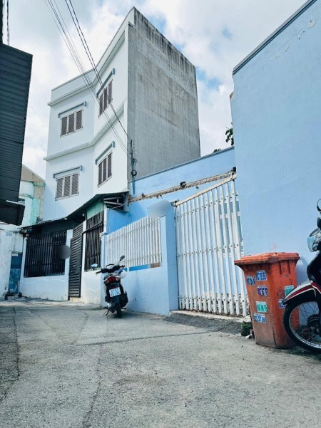 Bán nhà Tăng Nhơn Phú A, Thủ Đức, không quy hoạch, lô góc.