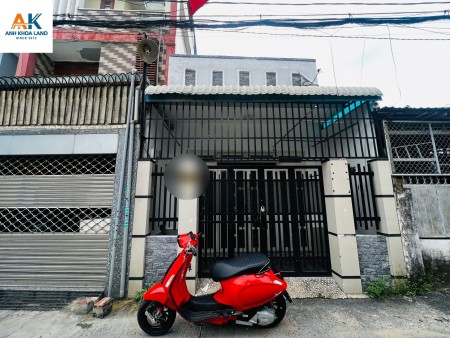 Bán nhà 1 trệt 1 lửng sát mặt tiền Võ Văn Ngân, Vincom Thủ Đức, giá 5.4 tỷ