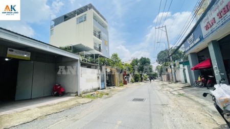 Nhà 1 trệt 1 lầu hẻm ô tô Đường 8, Linh Trung, Thủ Đức. 81m² - 6.8 tỷ