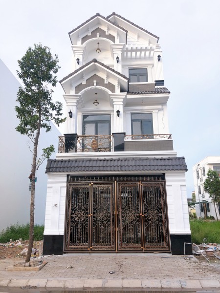 Bán nhà hẻm 6m, DTSD 105m2, đúc 3 tấm, đường Lê Trọng Tấn, Q.Bình Tân