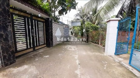Cần bán gấp 4 dãy trọ có 34 phòng + căn biệt thự mini