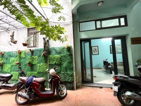 Cần bán nhà Thái Thịnh, Đống Đa. Diện tích 85m² x 3 tầng, nhỉnh giá 6 tỷ