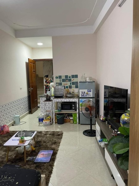 Bán tòa nhà 7 tầng thang máy Phố Đại La Quận Hai Bà Trưng, Dt 70m, hiệu xuất thoáng, chào 13.5 tỷ.