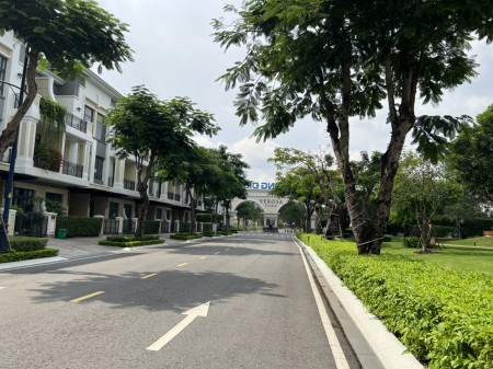 Chính chủ bán shophouse trục chính dự án Verosa Park đường 291 Liên Phường