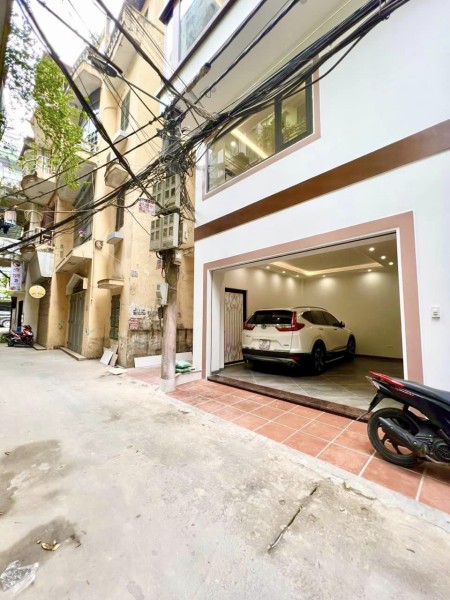 Chính chủ cần bán nhà Đội Cấn, Ba Đình 48m2 thang máy lô góc ô tô vào nhà giá nhỉnh 10 tỷ.