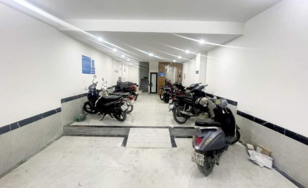 Cần tiền bán gấp nhà 7 tầng, Phố Trương Định, thang máy,DT75m, thang máy, hiệu xuất cao,chào 12.5 tỷ
