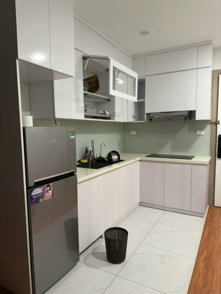 Bán Căn 2PN Full Nội Thất Chỉ 2,3 tỷ Tòa imperia Vinhomes Smart City