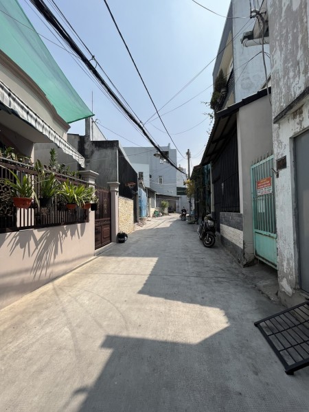 Bán Nhà Đặng Văn Bi, Thủ Đức, Nhà Đẹp Giá Rẻ, HXH, Giảm Chào 300tr.