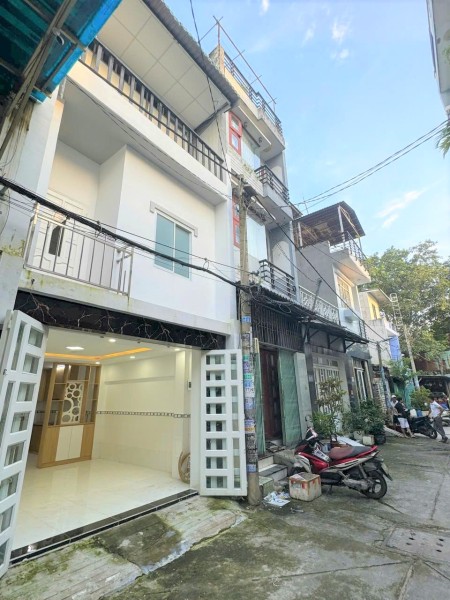 Nhà ngay chợ 26 3, ph BHH, Bình Tân, đường 7m, DT cn 34m2. Giá chỉ 3,4 tỷ. Kh mua ở ngay