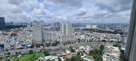 Căn hộ 2pn, 2wc, Vinhomes Central Park, tòa C3 - 22 triệu/tháng