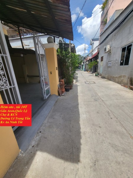Nhà mới rộng rãi, sạch sẽ, nguyên căn