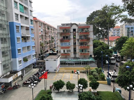 Cần cho thuê gấp Căn Hộ 155 Nguyễn Chí Thanh, Quận 5, Dt : 70 m2, 2PN, Giá : 9 tr/th