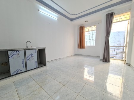 Loại căn 1PN 1PK hoặc làm 2PN — khu bếp rộng (dt 50m2)