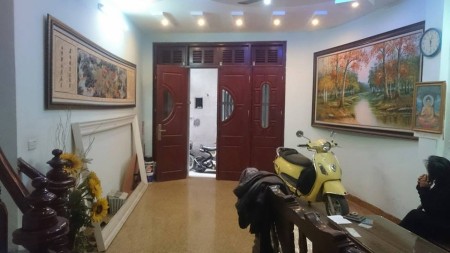 Nhà đẹp đầy đủ nội thất chỉ việc vào ở, Oto đổ cửa 40M, 5 tầng - Gía 3,4 tỷ ra lộc mạnh