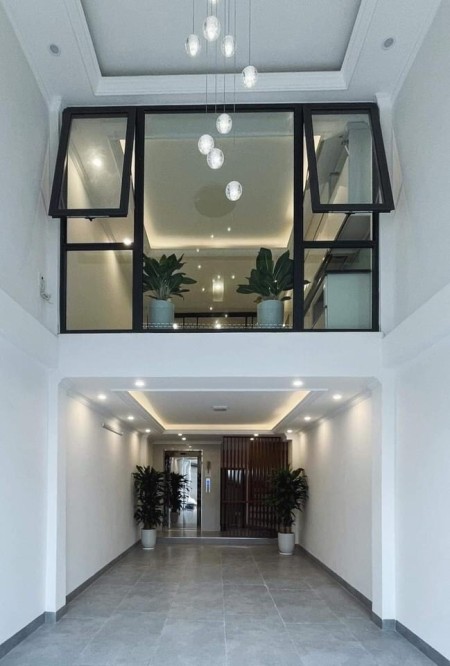 Cần bán tòa nhà văn phòng ngõ 42 Phố Thịnh Liệt, cách mặt đường Giải Phóng chỉ khoảng 300m
